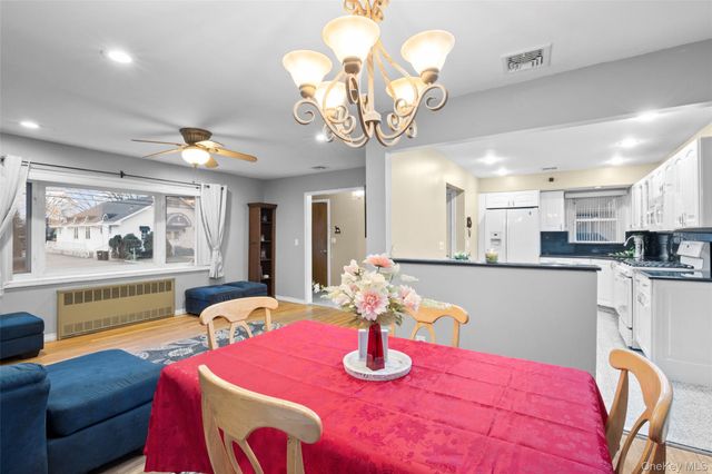 139 N Linden Street, Massapequa, NY 11758