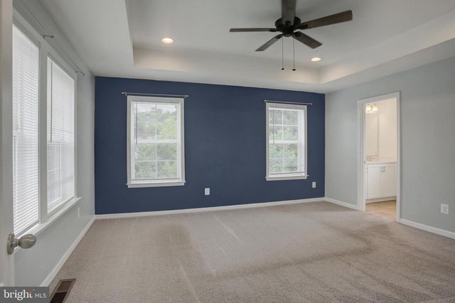 34 CHESTERFIELD RD, New Oxford, PA 17350