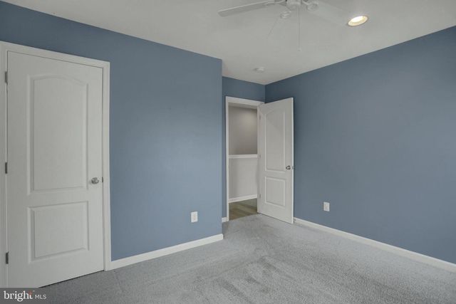 34 CHESTERFIELD RD, New Oxford, PA 17350