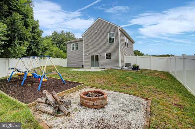 34 CHESTERFIELD RD, New Oxford, PA 17350