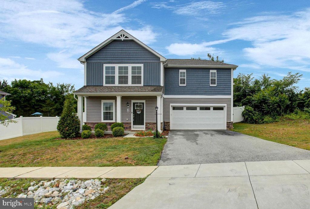 34 CHESTERFIELD RD, New Oxford, PA 17350
