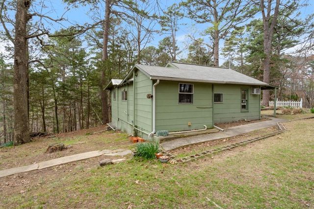 60 Clay Street, Eureka Springs, AR 72632