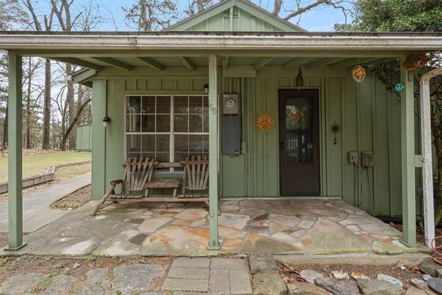 60 Clay Street, Eureka Springs, AR 72632