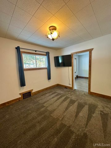 N10210 Olson Street, Ironwood, MI 49938