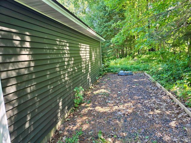 N10210 Olson Street, Ironwood, MI 49938