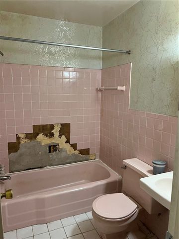 792 Beechland St, Homestead, PA 15120