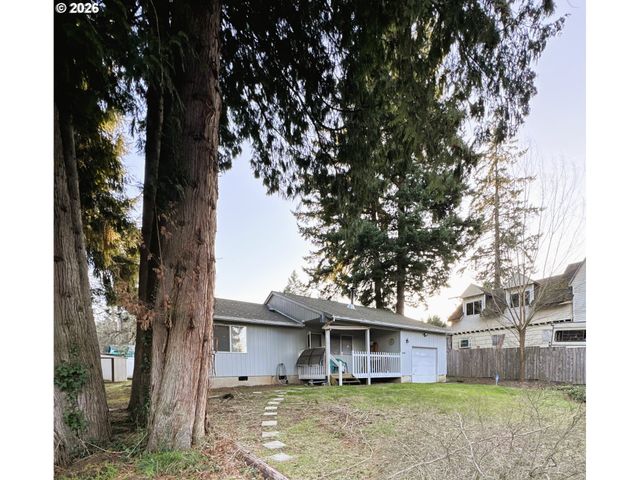 1918 Se REGNER Rd, Gresham, OR 97080