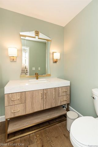 670 Cherry Tree Lane, Rochester Hills, MI 48306