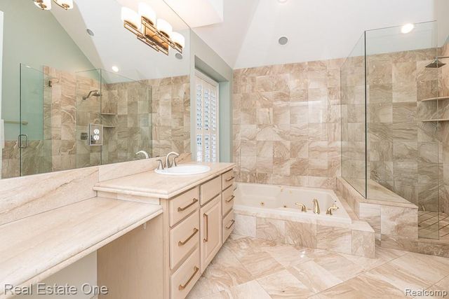 670 Cherry Tree Lane, Rochester Hills, MI 48306