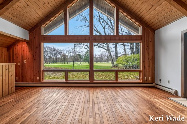 5214 Scenic Drive, Whitehall, MI 49461