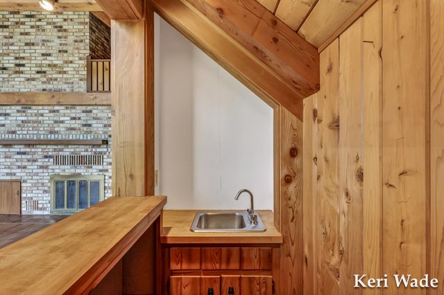 5214 Scenic Drive, Whitehall, MI 49461