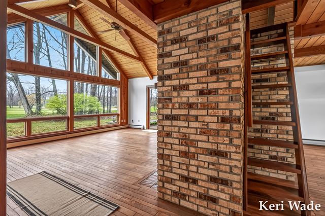 5214 Scenic Drive, Whitehall, MI 49461