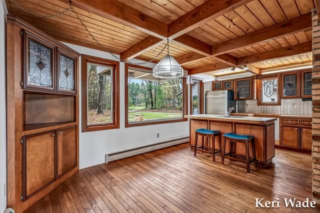 5214 Scenic Drive, Whitehall, MI 49461