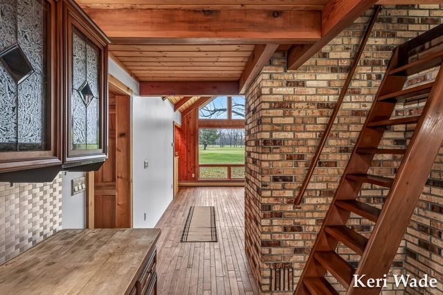 5214 Scenic Drive, Whitehall, MI 49461