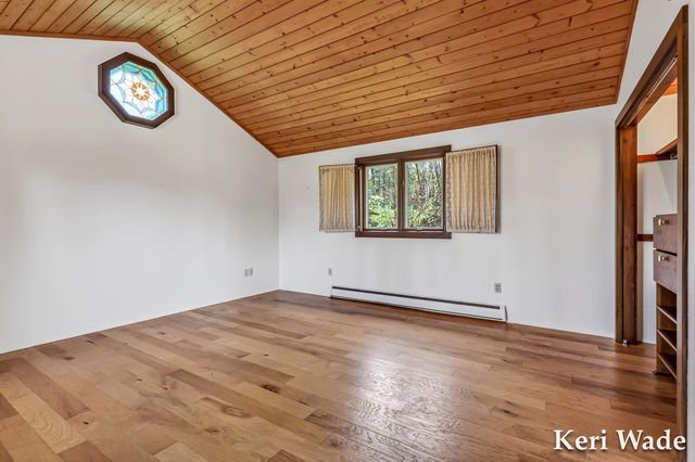 5214 Scenic Drive, Whitehall, MI 49461