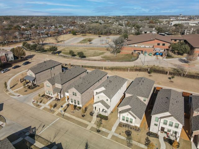177 Mccartt Drive, Lewisville, TX 75067