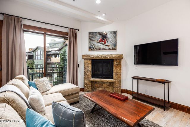 4338 Willow Draw Road 1103, Park City, UT 84098