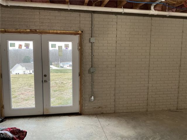 6153 Branch Circle Road, Zanesville, OH 43701