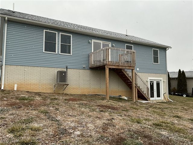 6153 Branch Circle Road, Zanesville, OH 43701