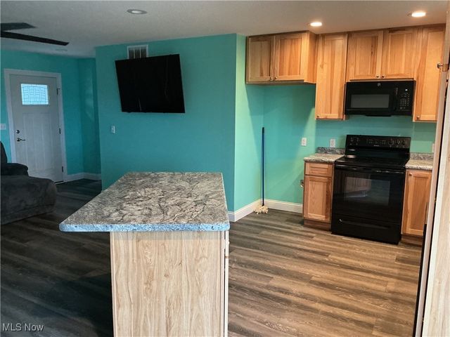 6153 Branch Circle Road, Zanesville, OH 43701