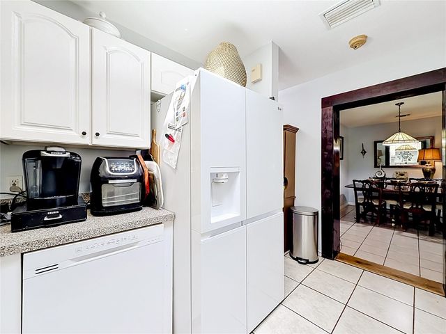 2705 ARC DRIVE, Orlando, FL 32826