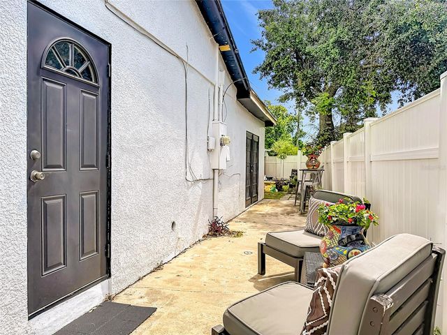 2705 ARC DRIVE, Orlando, FL 32826