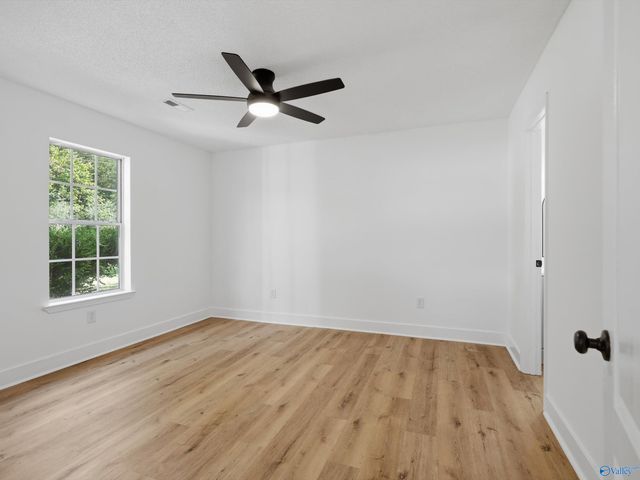 305 Buffalo Creek Drive, Toney, AL 35773