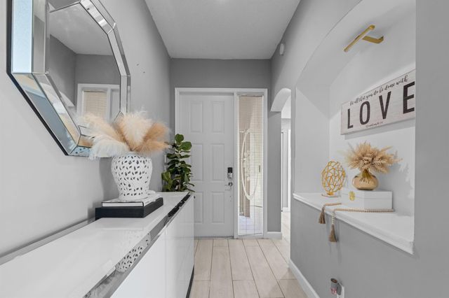 4198 Manor Forest Trail, Boynton Beach, FL 33436