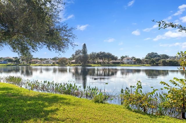 4198 Manor Forest Trail, Boynton Beach, FL 33436