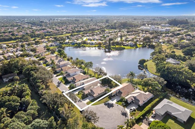 4198 Manor Forest Trail, Boynton Beach, FL 33436