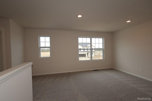 642 Harvest Way, Chelsea, MI 48118