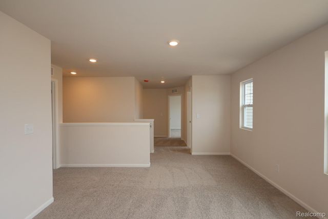 642 Harvest Way, Chelsea, MI 48118