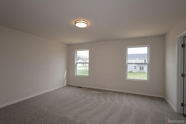 642 Harvest Way, Chelsea, MI 48118