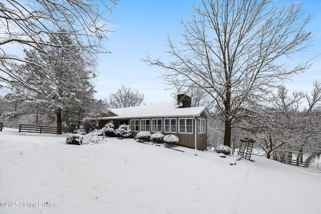 1405 Robertson Ct, Crestwood, KY 40014