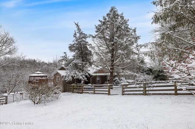 1405 Robertson Ct, Crestwood, KY 40014