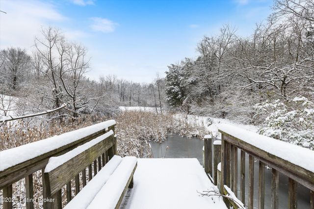 1405 Robertson Ct, Crestwood, KY 40014