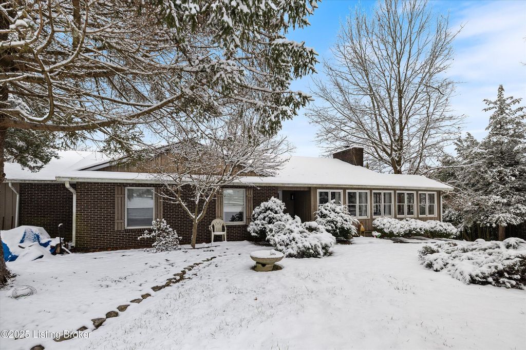 1405 Robertson Ct, Crestwood, KY 40014