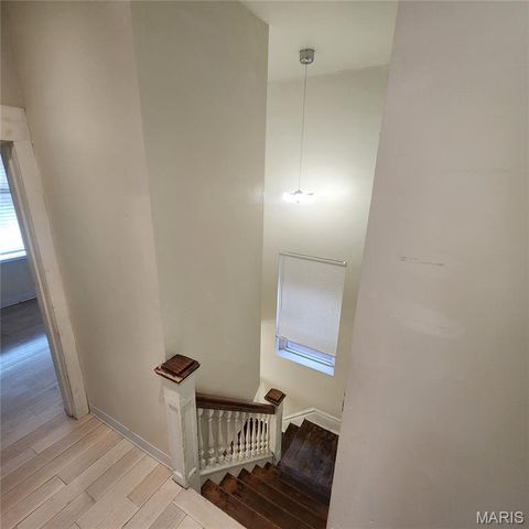 4261 Red Bud Avenue, St Louis, MO 63115