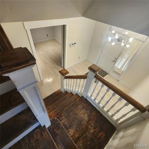 4261 Red Bud Avenue, St Louis, MO 63115