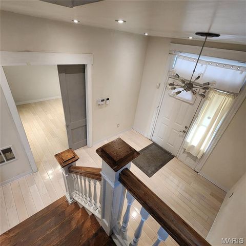 4261 Red Bud Avenue, St Louis, MO 63115