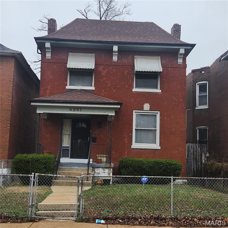 4261 Red Bud Avenue, St Louis, MO 63115
