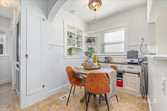 308 17th Avenue S, Nampa, ID 83651