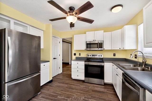 2114 Hannah Court, Lebanon, IN 46052