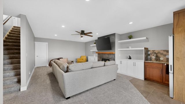 1737 Brandt Drive NE, Byron, MN 55920