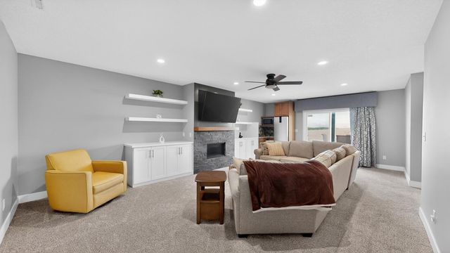 1737 Brandt Drive NE, Byron, MN 55920