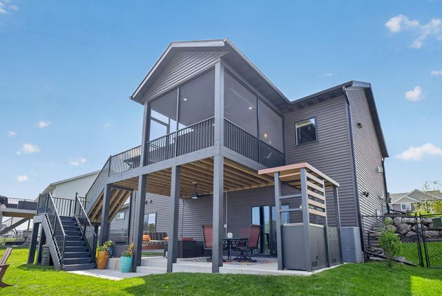 1737 Brandt Drive NE, Byron, MN 55920