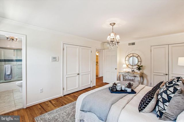 6334 GOLF COURSE SQ, Alexandria, VA 22307