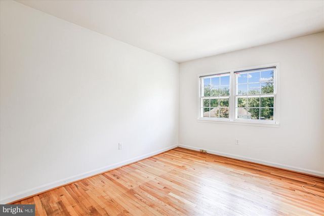 6334 GOLF COURSE SQ, Alexandria, VA 22307