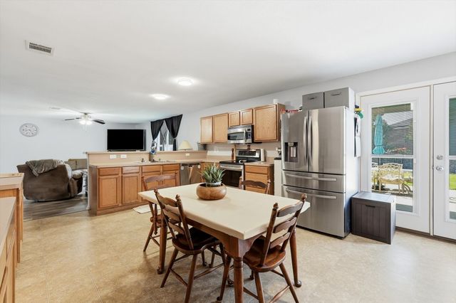 214 Hawthorne Court, Ponder, TX 76259
