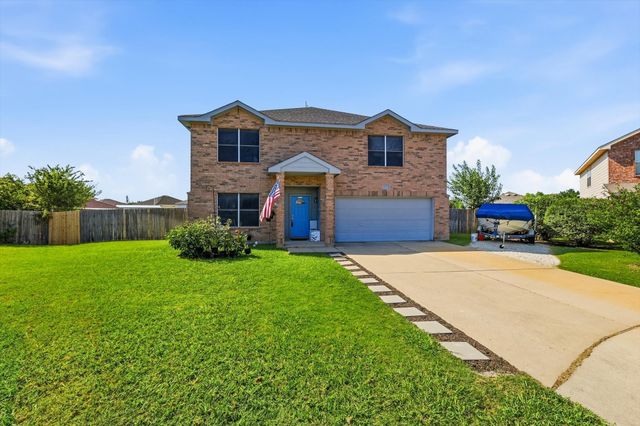 214 Hawthorne Court, Ponder, TX 76259